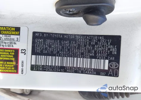 2012 Toyota Corolla S z USA, uszkodzony, nr VIN 2T1BU4EE5CC882396